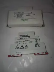 NEW GENUINE SCHNEIDER ELECTRIC 861SSR208-DD SOLID STATE RELAY