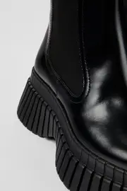 BCN Black leather chelsea boots for women