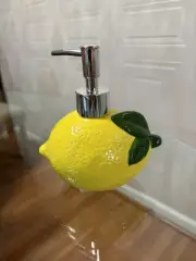Ceramic Lemon Shaped Soap Dispenser Lotion Dispenser for Kitchen or Bathroom NEW