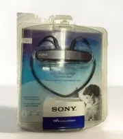 Sony Walkman NWZ-W202 Black ( 2 GB ) Digital Media Player