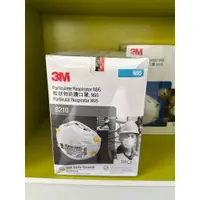 在飛比找蝦皮購物優惠-《3M N95 口罩》8210 頭戴式 碗型 防護口罩