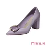 【MISS.K】粗跟跟鞋 尖頭跟鞋/氣質亮絲緞面復古方釦尖頭粗跟高跟鞋(紫)