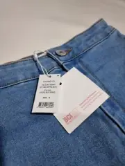BNWT Womens Supre skinny Ripped Jeans Size 8