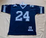 Mitchell & Ness NFL Dallas Cowboys Marion Barber #24 Jersey Size 52.