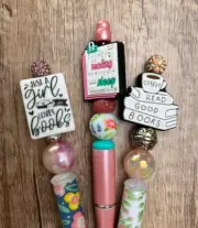 Custom beaded pens! Love to read! Fancy, Gifts, Journal, Basket filler.book club