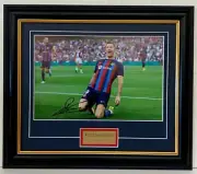 Robert Lewandowski Signed Photo Framed FC BARCELONA Soccer Memorabilia