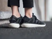 在飛比找Yahoo!奇摩拍賣優惠-愛迪達 Adidas Tubular Viral super