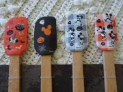 Disney Halloween Mickey & Minnie (orange & black) Spatula set of 4 Small NWT