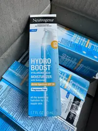 在飛比找Yahoo!奇摩拍賣優惠-全新Neutrogena 露得清 Hydro Boost 保