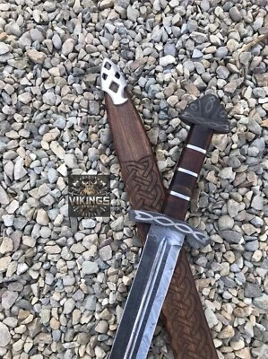 Hand Forged Damascus Steel Viking Sword Sharp Blade Medieval Sword With Scabbard