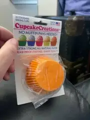 Cupcake Creations Orange No Muffin Pan Required 32 Baking Cups New!