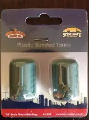 Scenecraft By Bachmann 44-500. Plastic Bunded Tanks (pack of 2). OO Gauge.