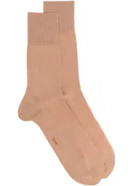 在飛比找Farfetch優惠-ribbed-knit cotton socks