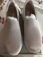 Alegria Rebounce light beige 7.5 New with box