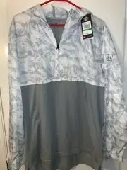 MEN'S Under Armour HeatGear Fitted ATHLETIC PULL OVER Size LARGE MSRP $60