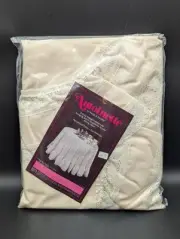 VTG NOS Antoinette Kemp & Beatley Ruffled Oval Cream Tablecloth 65x90 No 6699