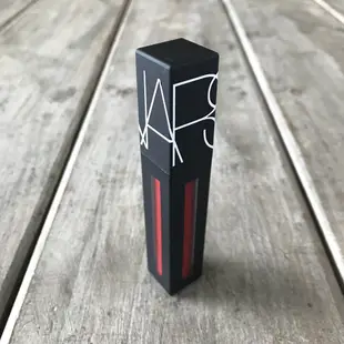 NARS Powermatte Lip Pigment 特霧唇誘 特霧唇釉