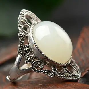 新疆白玉戒指 正品和田玉成品戒指 女款復古個性925銀鑲嵌玉戒指