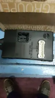 GENUINE NEW RENAULT CLIO 2 TWINGO 1 DACIA DUSTER BCM MODULE 8201068825
