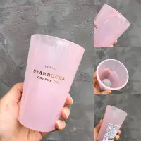 在飛比找蝦皮購物優惠-Starbucks官方正品！韓國星巴克杯子櫻花粉色玻璃杯果汁
