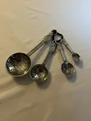 Silver Tone Pineapple Welcome Measuring Spoons 4 piece set