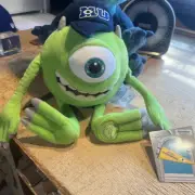 Disney Pixar Mike Wazowski Monsters University Backpack Plush 19” green NWT!
