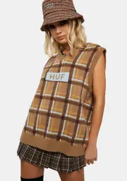 [HUF] Logo Sweater Vest