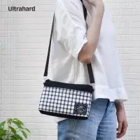 在飛比找博客來優惠-Ultrahard DAYPACK 自在輕旅斜背小包 - 黑