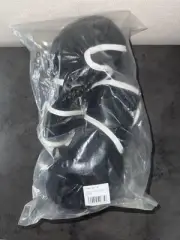 Isami Pound Gloves Black