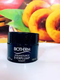 在飛比找樂天市場購物網優惠-BIOTHERM 碧兒泉 黑膜力修護發亮面膜15ML 百貨公