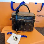 LV 路易威登 VANITY PM 字紋雙色拉鍊金鍊化妝箱包兩用包 手提包 斜背包 M45165