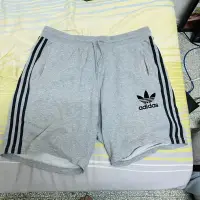 在飛比找蝦皮購物優惠-adidas三葉草短棉褲