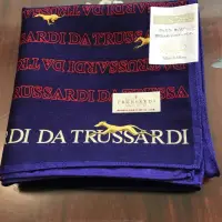 在飛比找蝦皮購物優惠-日本手帕TRUSSARDI58公分大尺寸