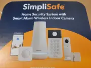 SimpliSafe 8 Piece Outdoor Indoor Camera Home Security System SEALED NIB