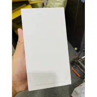 在飛比找Yahoo!奇摩拍賣優惠-蘋果原廠 Apple IPhone 6 Plus 64G 白