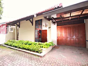 德船長塞提亞布迪小屋De Kapten Setiabudi Cottage