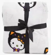 NWT Hello Kitty Halloween White Twin Plush Blanket Black Cat Spiderweb 60x90in