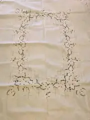 Vintage HongKong Tablecloth Linen Hand Embroidered 12 Napkins Floral -with tags