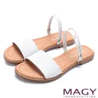 在飛比找momo購物網優惠-【MAGY】壓紋羊皮兩穿寬版平底涼拖鞋(白色)
