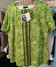 Bob Mackie Wearable Art Medium Psychedelic Floral Green Yellow Pullover Knit Top