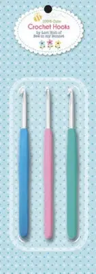 Lori Holt 100% Cute Crochet Hooks - 3 Sizes - Riley Blake Designs (ST-9837)