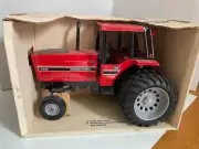 Vintage NIB Ertl International 5288 Tractor with Cab & Duals No. 487