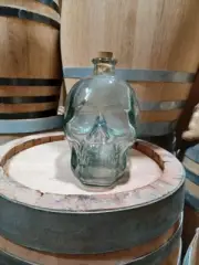 Limited Edition 27oz 800ml Hand Blown Glass Skull Moonshine Whiskey bottle +cork
