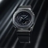 在飛比找PChome24h購物優惠-CASIO G-SHOCK 金屬時尚農家橡樹計時錶/黑/GM