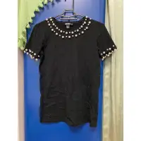 在飛比找蝦皮購物優惠-DKNY珠珠項鍊黑色棉質上衣Xs-S適合（2