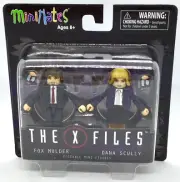 The X-Files 2 Piece Minimates Fox Mulder and Dana Scully 2015 with Accessories