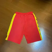 在飛比找Yahoo!奇摩拍賣優惠-(size XL) Nike Jordan 超帥紅黃色短棉褲