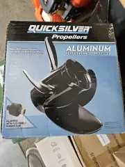 Quick Silver Black Diamond Aluminum Propeller 8.9 Diameter 8.5 Pitch 3RH QA2158R