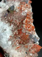 183g Natural Red Quartz Crystal Geode Cluster&Chalcopyrite h58