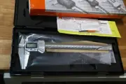 New Mitutoyo Stainless Steel Digital Caliper Nib Jaws 0-8” / 0.0005” (0-200mm)